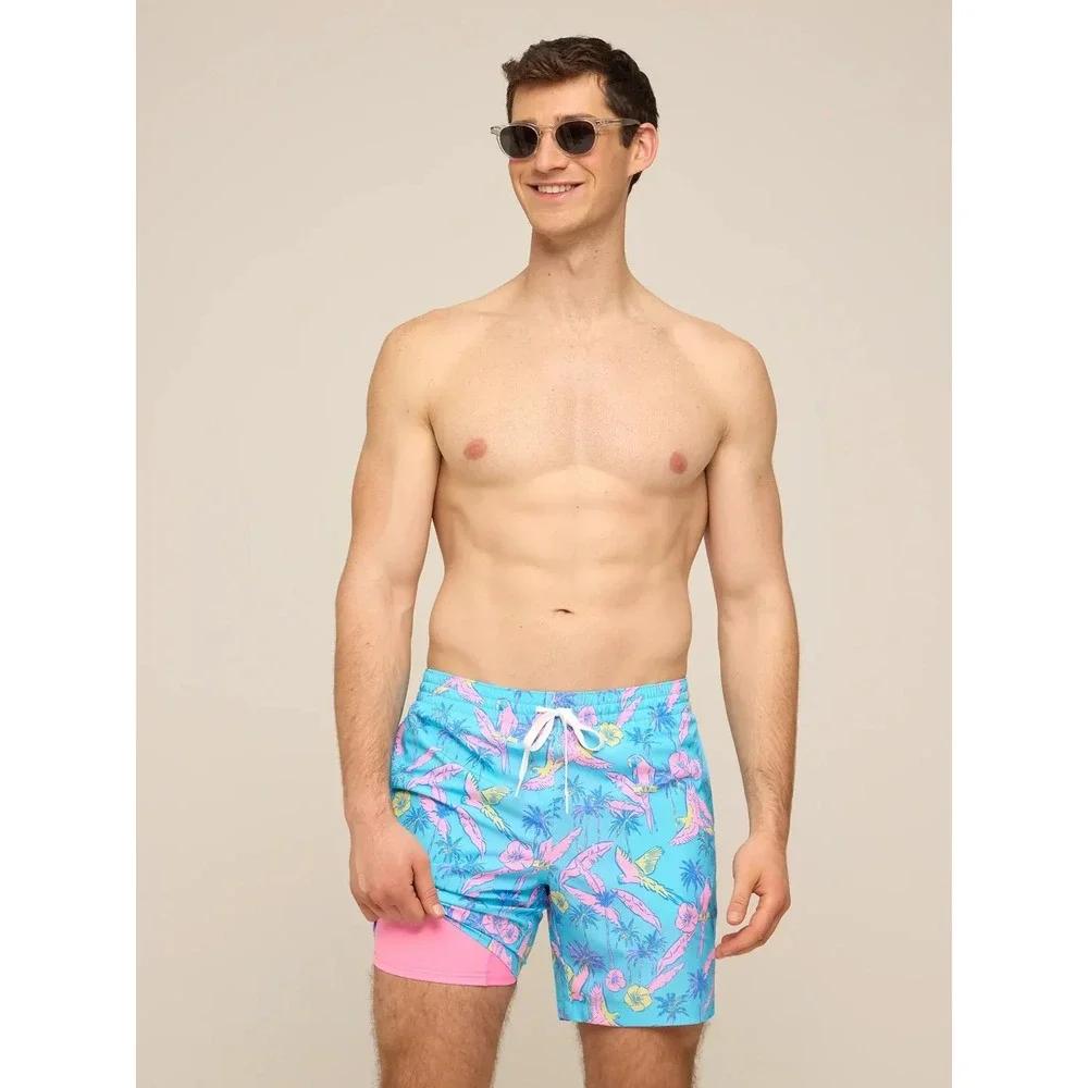 NEW Chubbies The Flock Parties Swim Trunks Blue Parrot 7 Inch Inseam Lined Large